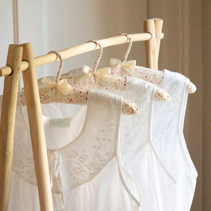 Forever England Ditsy Floral Pink Coathanger image number 2